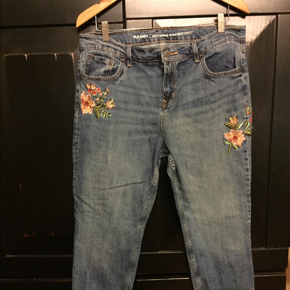 Old Navy boyfriend jeans with embroidered detail